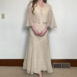Vintage 1930s Cream Chiffon Flutter Bell sleeve Evening Gown